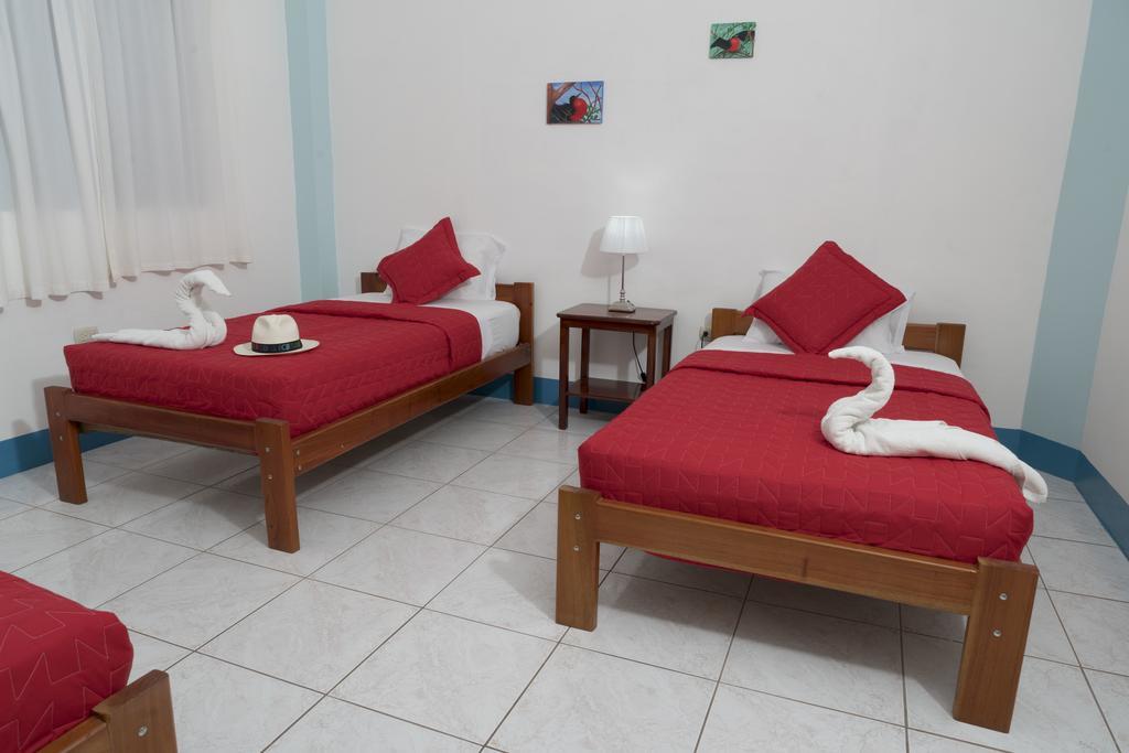 Hostal Arena Negra Puerto Ayora  Εξωτερικό φωτογραφία