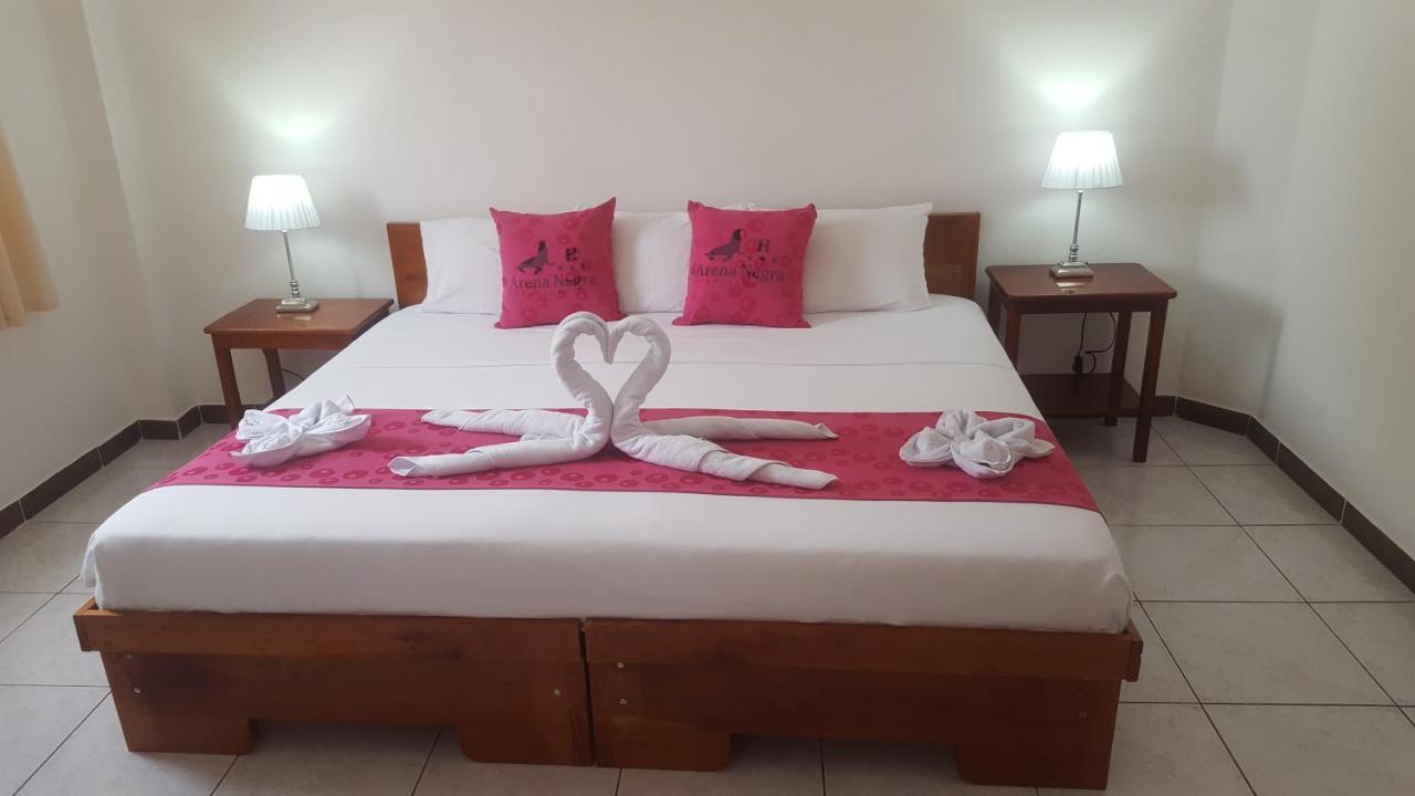 Hostal Arena Negra Puerto Ayora  Εξωτερικό φωτογραφία